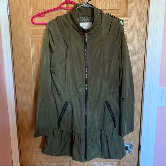 BCBG Jacket - Picture 1 of 7